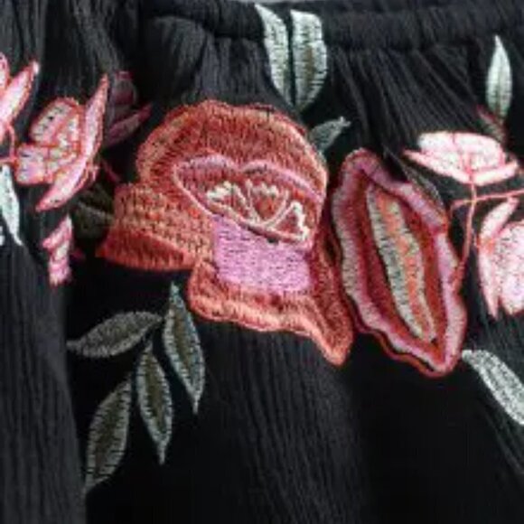 Prosperity Floral embroidered Ruffle black off-shoulder Top Boho Size Med - Picture 6 of 9